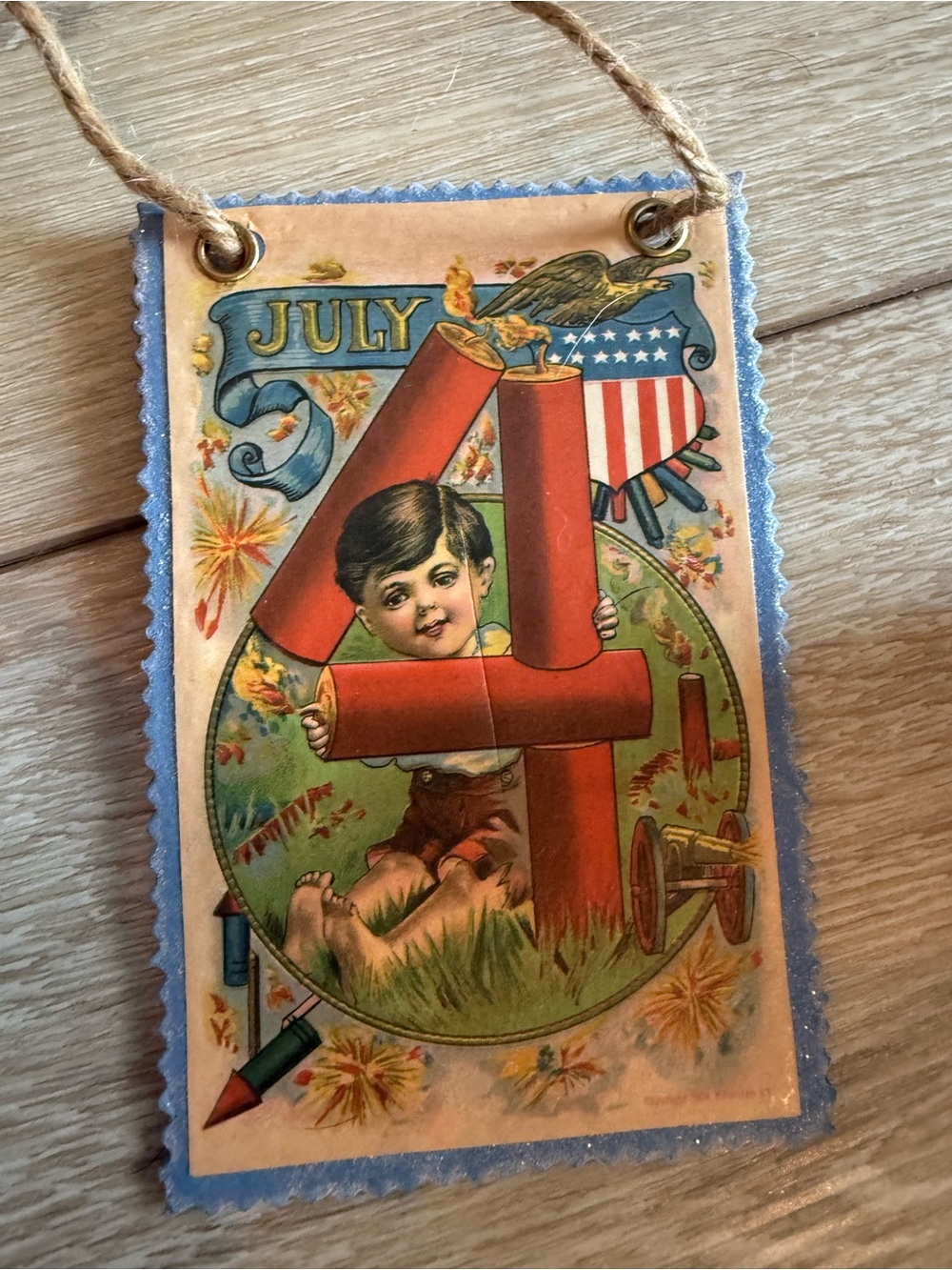 New World Market Patriotic Vintage-Style Set - flag decor, party decor, 4th July - Picture 4 of 7